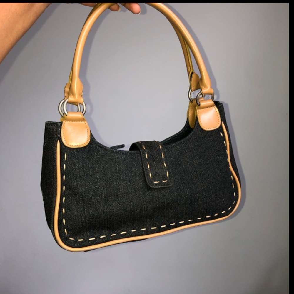 Claires denim beautiful shoulder bag.